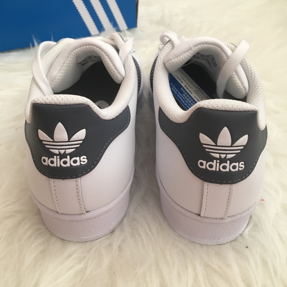 Adidas Superstar Sneakers - Picture 4 of 5